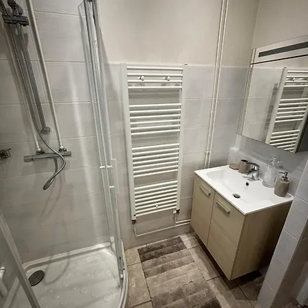 Apartman Calme + Stationnement Troyes